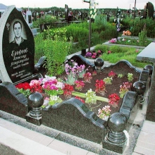 Цоколя, ограды, цветники из гранита_231