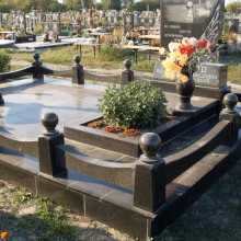 Цоколя, ограды, цветники из гранита_260