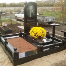 Цоколя, ограды, цветники из гранита_285
