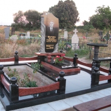 Цоколя, ограды, цветники из гранита_308