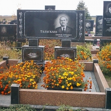 Цоколя, ограды, цветники из гранита_75