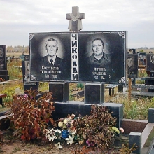 Двойной памятник с крестом из гранита, гранитный памятник для двоих с крестом